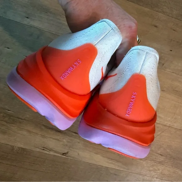 Hoka One One Skyward X women’s 10 - Picture 7 of 10